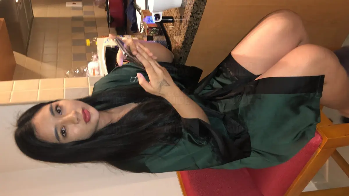 Tina  — Dubai