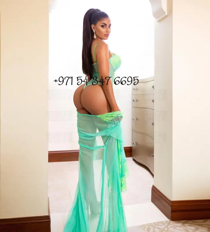 Jasmine Italian Model 