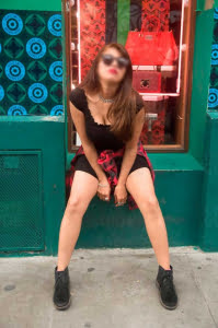 Lola hipster Instagram 