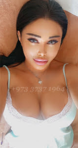 Leila BEST IN YOUR LIFE 