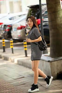 Naughty Lovely Girl 