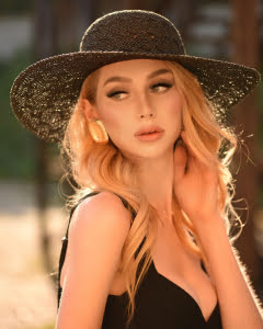 Aleksa Russian Model 
