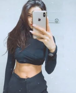 Monicaa 