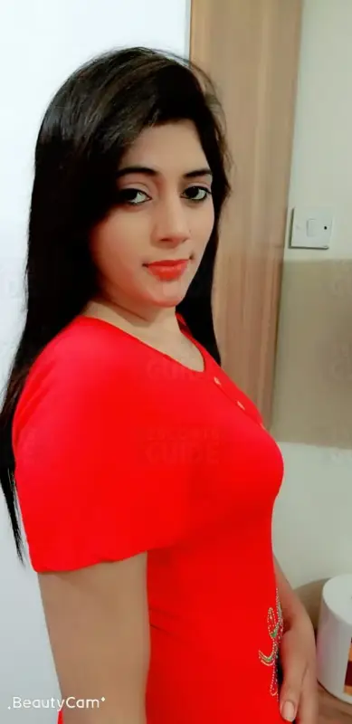 Miss Nisha  — Dubai