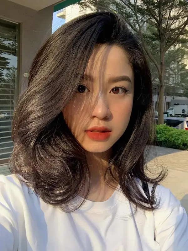 Helen  — Dubai