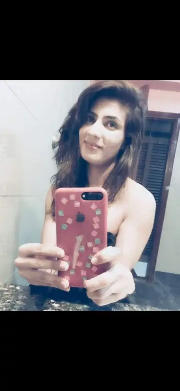Hina  — Dubai