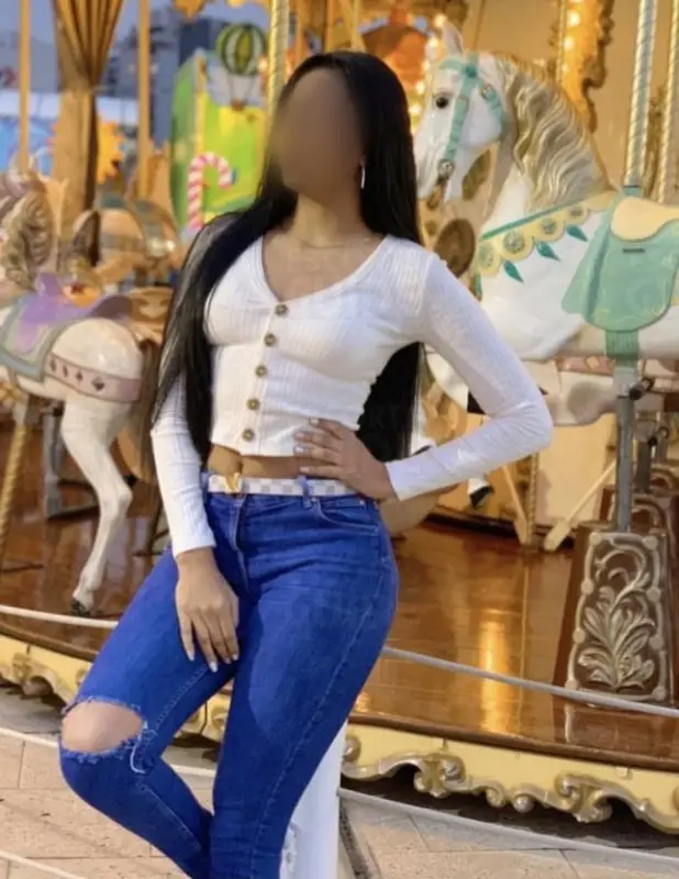 Nora latina ~ Cam chats available 