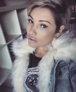  Escortgirl Come