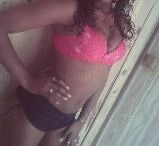 Escortgirl Shay