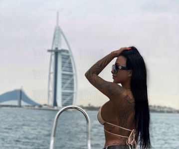  Escortgirl Carolina