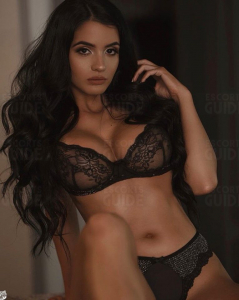  Escortgirl Yssa