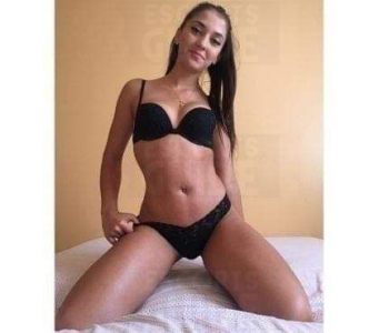  Escortgirl Yoanna