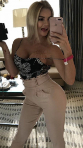  Escortgirl Alisa