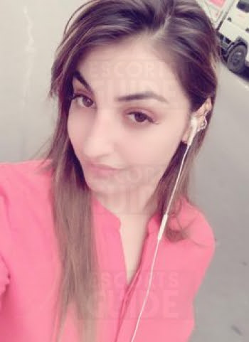 Laila Busty Girl  — Khaimah