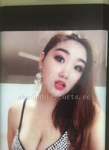 Miki in Ras Al Khaimah Escort 
