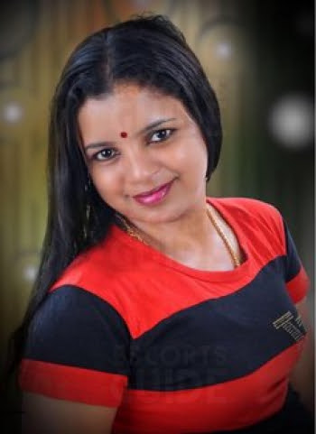 Priya Kerala South Indian Escort 