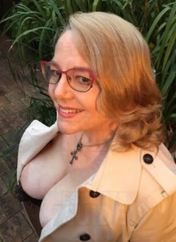 Janelle Eden 